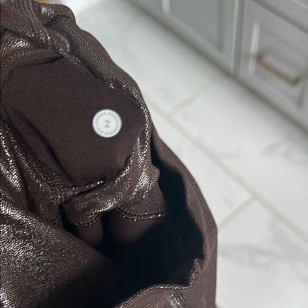 lululemon athletica Metallic Brown Leggings 25” - Picture 5 of 5